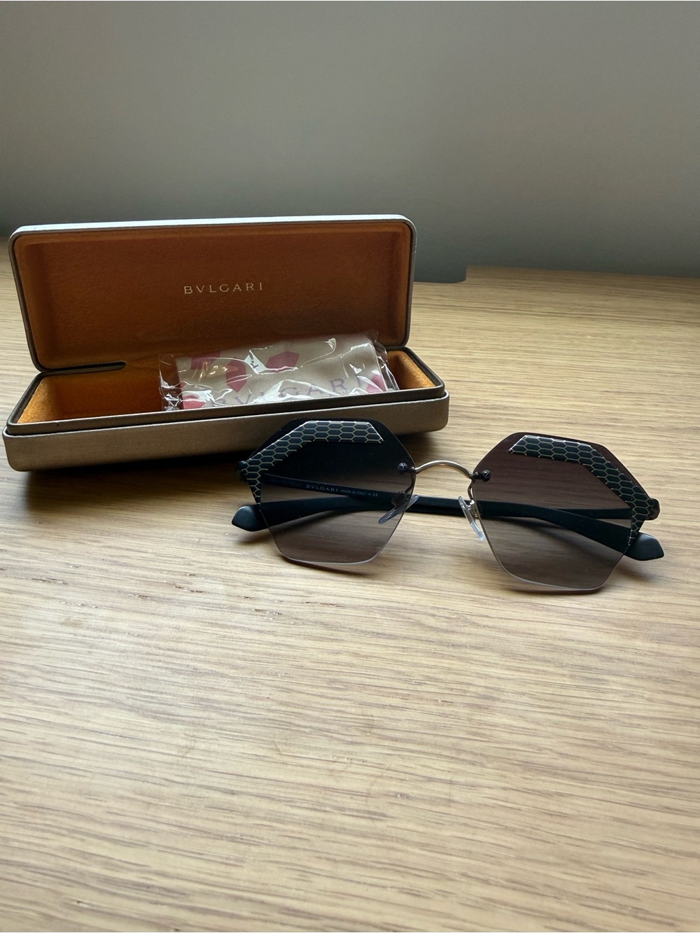 Bulgari Black Hex-Trim Rimless Sunglasses with Gradient Lenses